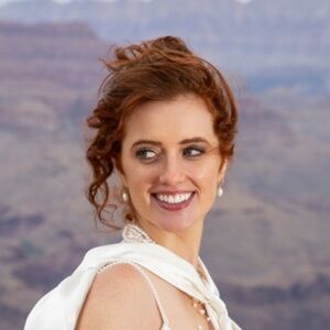 Meet your Posher, Evelyn